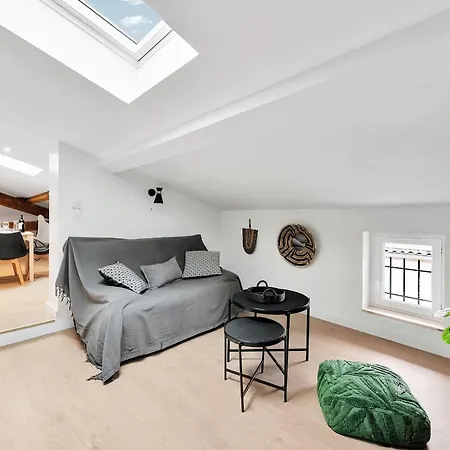 Le Blackwood Apartment *
