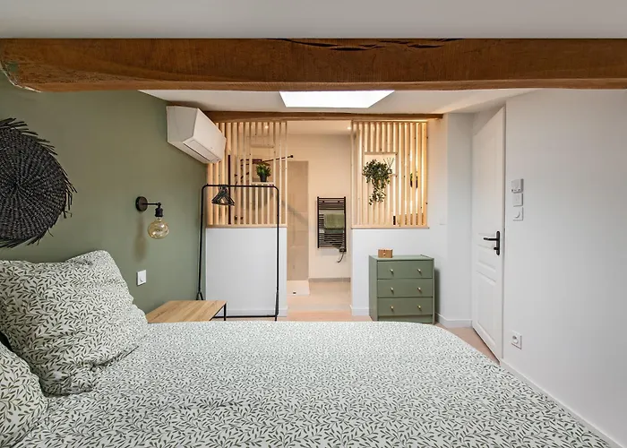 アパート Le Blackwood マザメ